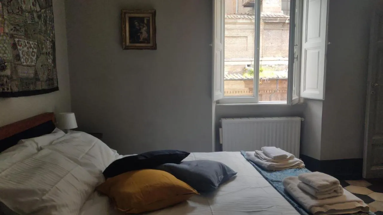 Warm Charming Apartment In Campo De Fiori Roma